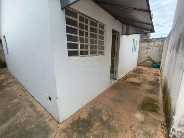 Casa / Sobrado para Locação em Américo Brasiliense/SP Cohab 2 Quartos