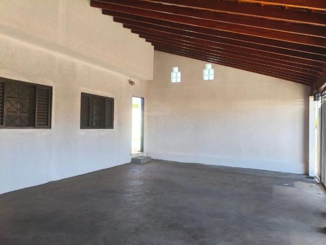 Casa / Sobrado para Locação em Américo Brasiliense/SP Cohab 3 Quartos