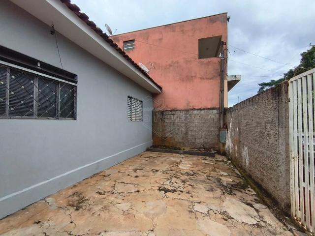 Casa / Sobrado para Locação em Américo Brasiliense/SP Jardim Luiz Ometto II 2 Quartos