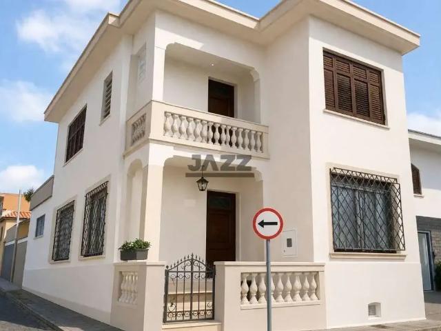Casa / Sobrado para Locação em Amparo/SP Centro 3 Quartos