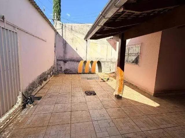 Casa / Sobrado para Locação em Anápolis/GO Vila Jaiara Setor Leste 3 Quartos
