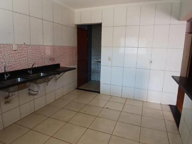 Casa / Sobrado para Locação em Águas Lindas de Goiás/GO Parque da Barragem Setor 03 2 Quartos