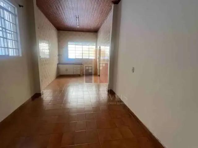 Casa / Sobrado para Locação em Agudos/SP Centro 3 Quartos