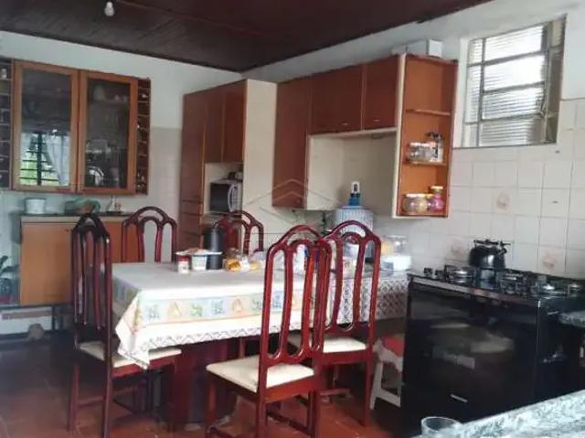 Casa / Sobrado para Locação em Agudos/SP Vila Avato 3 Quartos