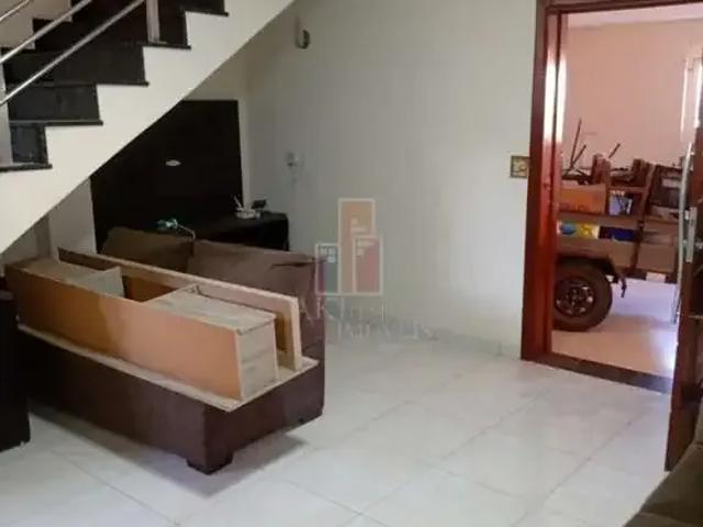 Casa / Sobrado para Locação em Agudos/SP Vila Professor Simões 4 Quartos