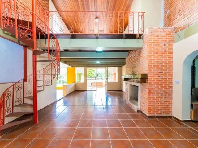 Casa / Sobrado para Locação em Almirante Tamandaré/PR Centro 6 Quartos