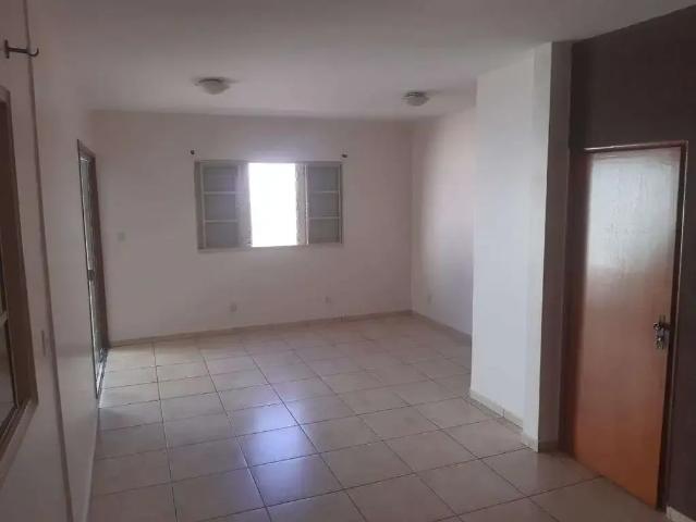 Casa / Sobrado para Locação em Aparecida de Goiânia/GO Cidade Vera Cruz 4 Quartos