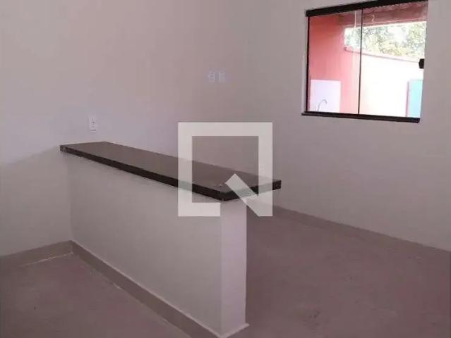 Casa / Sobrado para Locação em Aparecida de Goiânia/GO Residencial Santa Luzia 1 Quartos