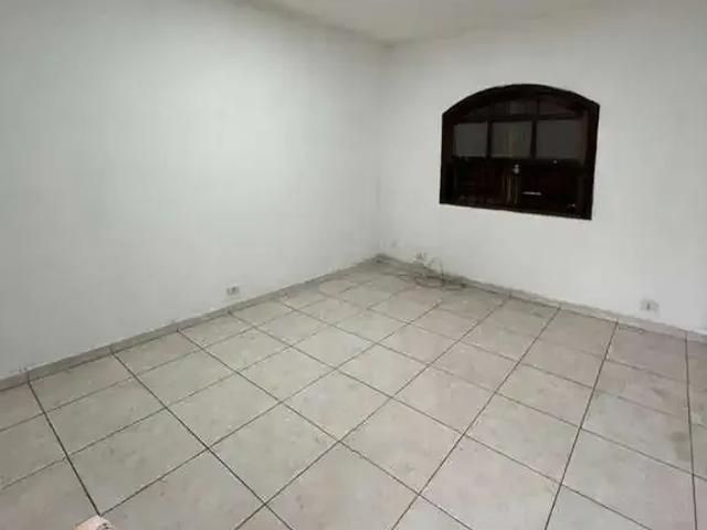 Casa / Sobrado para Locação em Arujá/SP Centro 4 Quartos