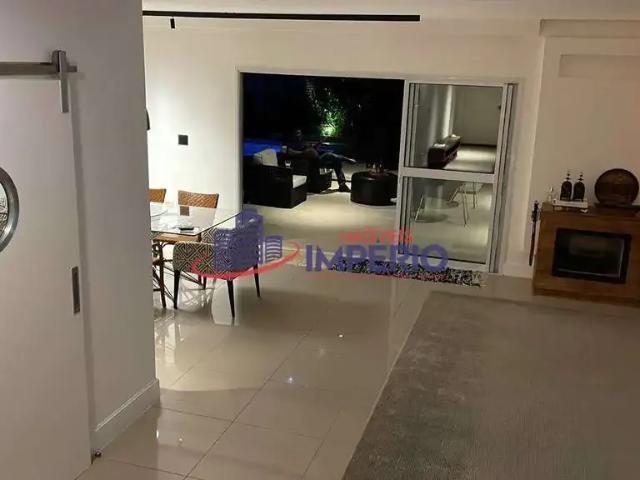 Casa / Sobrado para Locação em Arujá/SP Jardim Imperial Hills III 3 Quartos