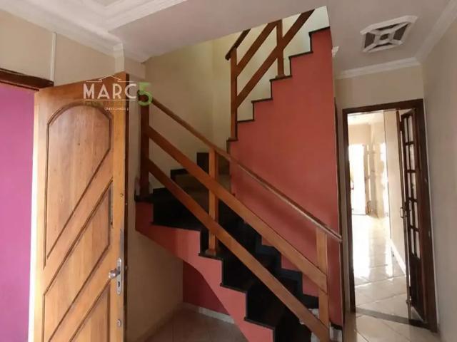 Casa / Sobrado para Locação em Arujá/SP Jardim Rincão 3 Quartos