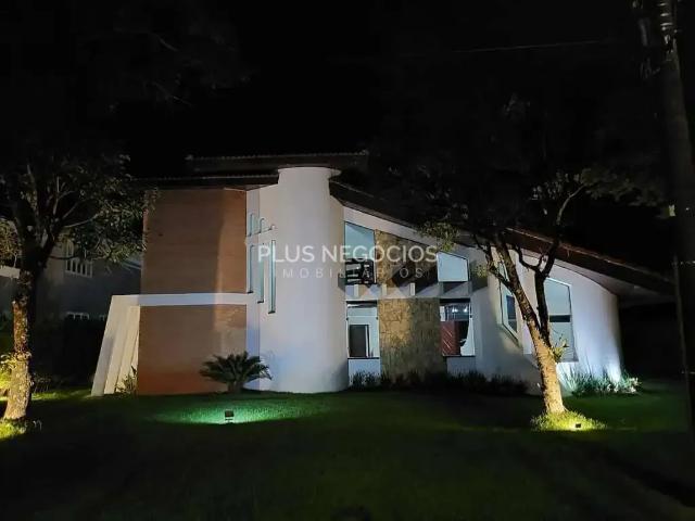 Casa / Sobrado para Locação em Araçoiaba da Serra/SP Barreirinho 4 Quartos
