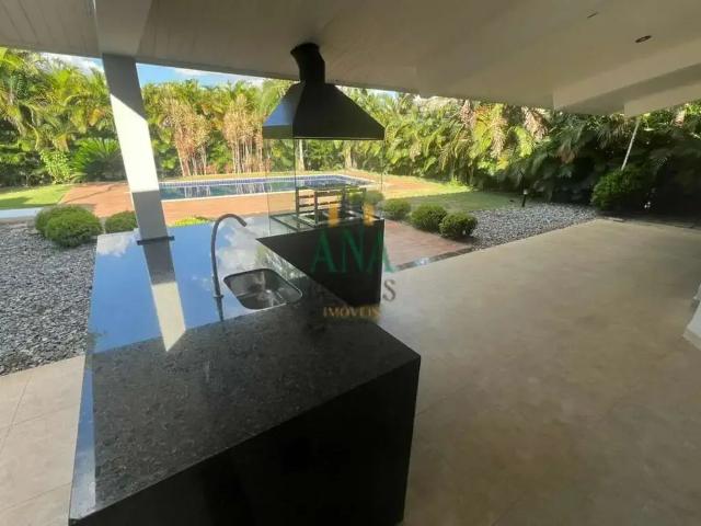 Casa / Sobrado para Locação em Araçoiaba da Serra/SP Jardim Arco Rio Verde 4 Quartos