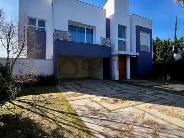 Casa / Sobrado para Locação em Araçoiaba da Serra/SP Lago Azul 4 Quartos