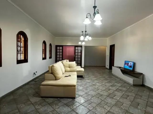 Casa / Sobrado para Locação em Araçoiaba da Serra/SP Residencial Alvorada 3 Quartos