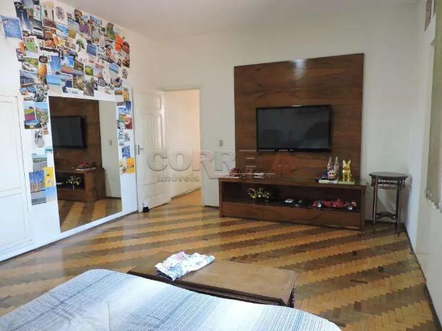 Casa / Sobrado para Locação em Araçatuba/SP Centro 6 Quartos