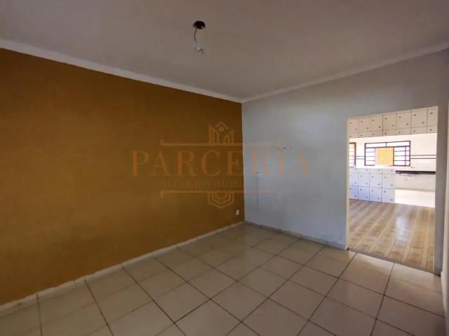 Casa / Sobrado para Locação em Araçatuba/SP Dona Amélia 2 Quartos