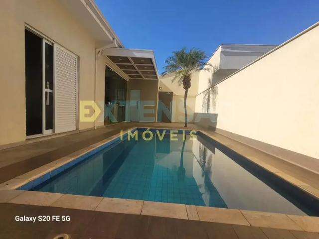 Casa / Sobrado para Locação em Araçatuba/SP Ipanema 3 Quartos