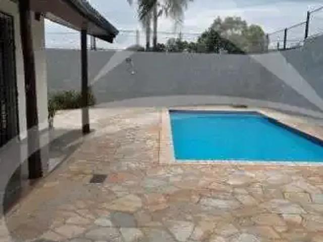 Casa / Sobrado para Locação em Araçatuba/SP Jardim Sumaré 4 Quartos