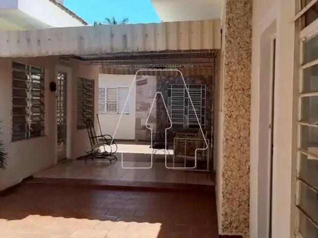 Casa / Sobrado para Locação em Araçatuba/SP Jardim Sumaré 5 Quartos