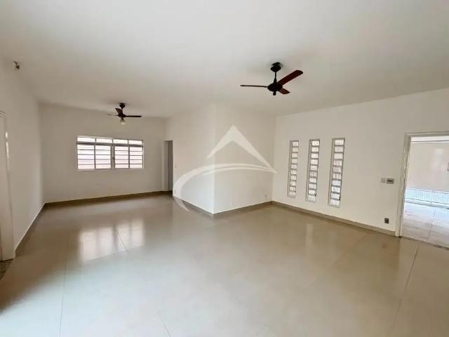Casa / Sobrado para Locação em Araçatuba/SP Vila Bandeirantes 3 Quartos