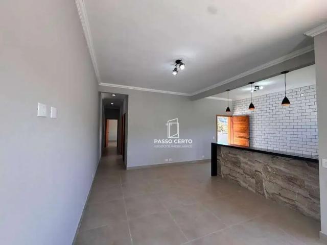 Casa / Sobrado para Locação em Araçariguama/SP Viçoso 2 Quartos
