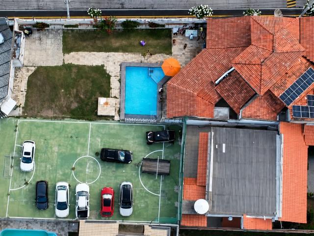 Casa / Sobrado para Locação em Aracaju/SE Marivan 4 Quartos