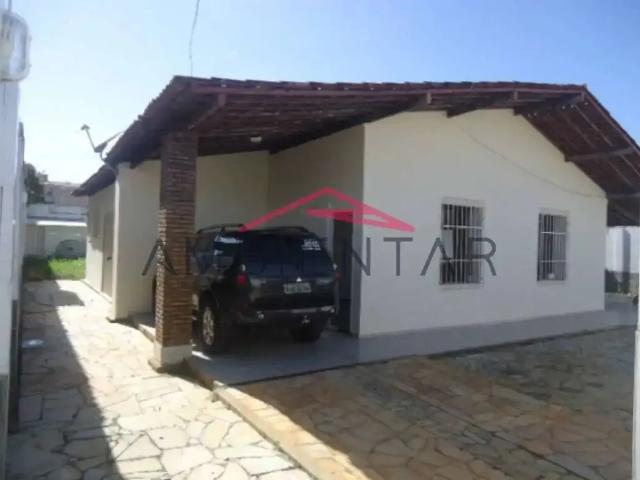 Casa / Sobrado para Locação em Aracaju/SE Coroa do Meio 3 Quartos