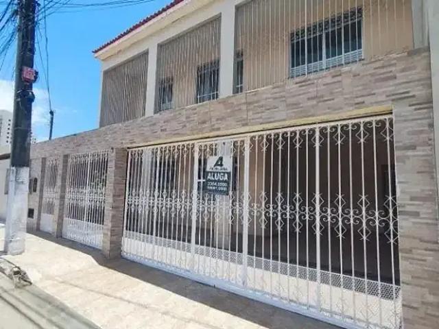 Casa / Sobrado para Locação em Aracaju/SE Luzia 3 Quartos