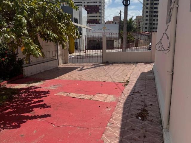 Casa / Sobrado para Locação em Aracaju/SE Luzia 3 Quartos