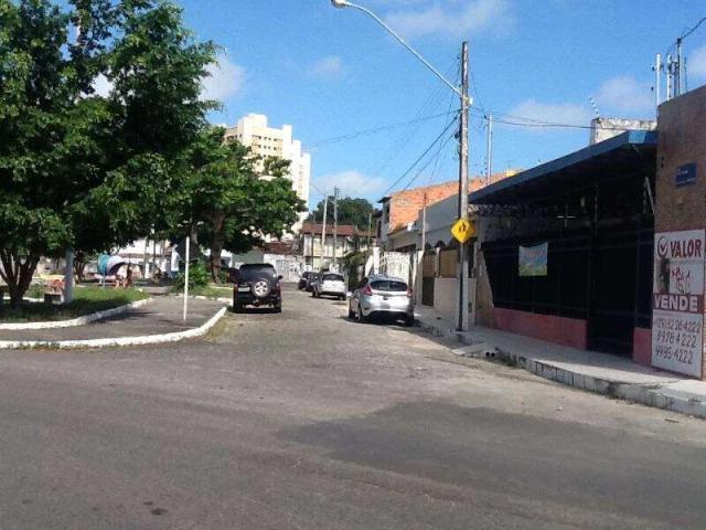 Casa / Sobrado para Locação em Aracaju/SE Luzia