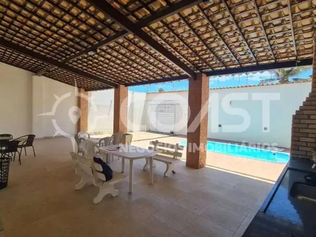 Casa / Sobrado para Locação em Aracaju/SE Robalo 4 Quartos