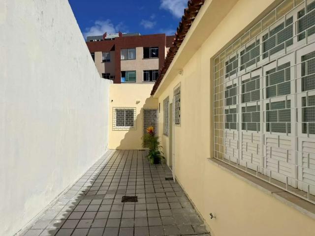 Casa / Sobrado para Locação em Aracaju/SE Suíssa 3 Quartos