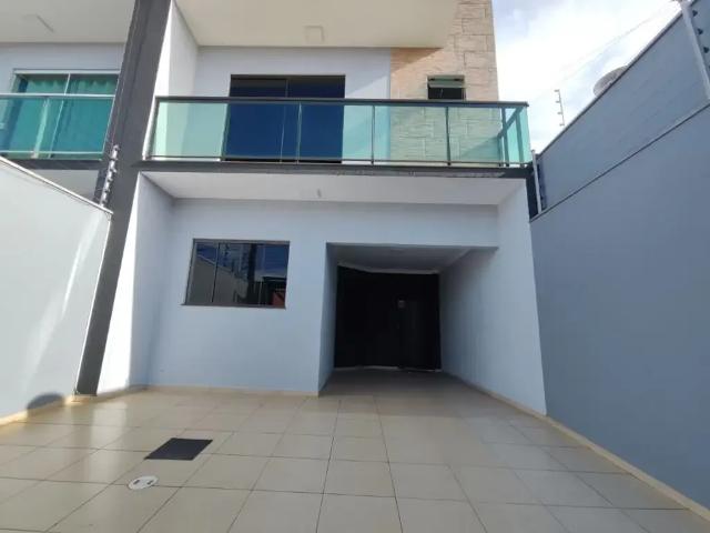 Casa / Sobrado para Locação em Arapongas/PR Jardim Dona Pina 3 Quartos