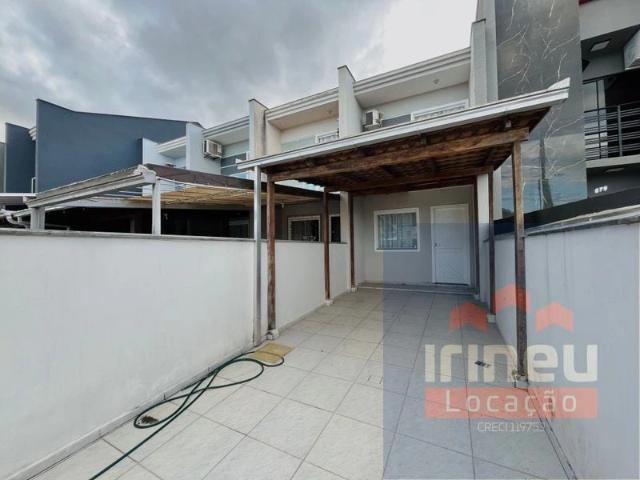 Casa / Sobrado para Locação em Araquari/SC Itinga 2 Quartos