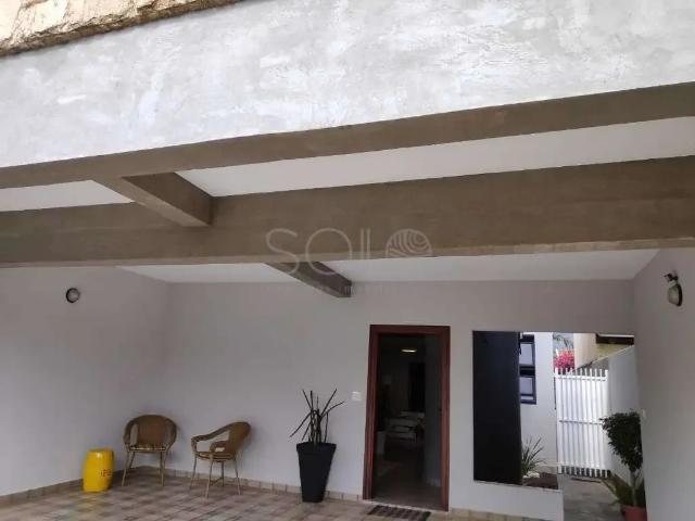 Casa / Sobrado para Locação em Araraquara/SP Jardim Imperador 4 Quartos
