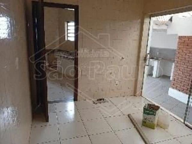 Casa / Sobrado para Locação em Araraquara/SP Jardim Primavera 3 Quartos