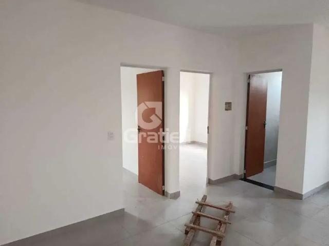 Casa / Sobrado para Locação em Araraquara/SP Residencial Ravena 2 Quartos