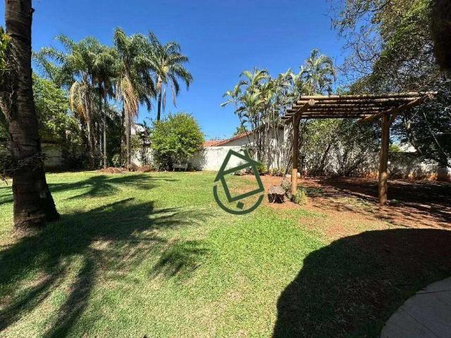 Casa / Sobrado para Locação em Araraquara/SP Vila Sedenho 4 Quartos