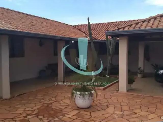 Casa / Sobrado para Locação em Araraquara/SP Vila Vieira Vila Xavier 3 Quartos