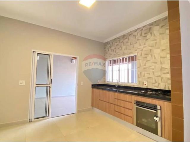 Casa / Sobrado para Locação em Araras/SP Jardim Esmeralda 3 Quartos
