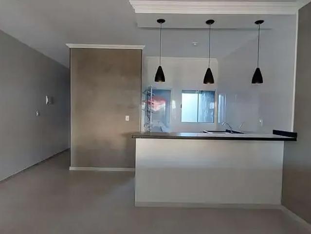 Casa / Sobrado para Locação em Araras/SP Parque das Árvores 2 Quartos