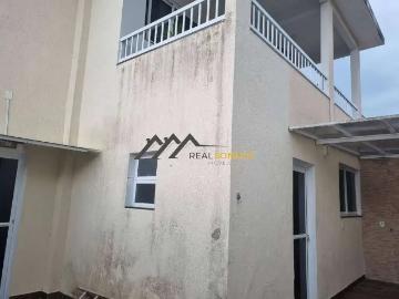 Casa / Sobrado para Locação em Araruama/RJ Vila Capri 3 Quartos