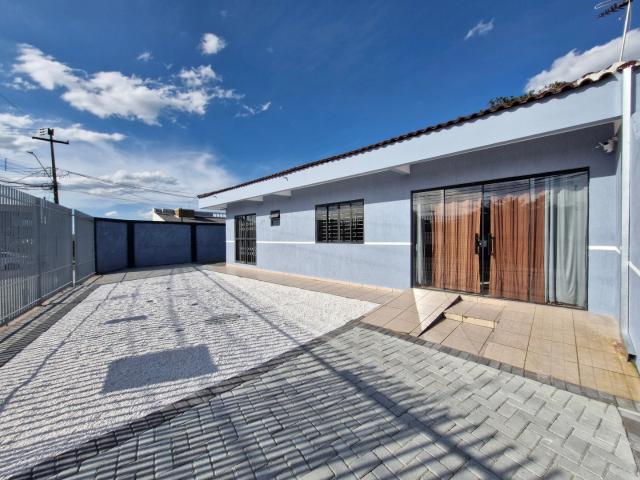 Casa / Sobrado para Locação em Araucária/PR Cachoeira 3 Quartos
