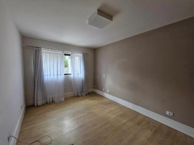 Casa / Sobrado para Locação em Araucária/PR Centro 4 Quartos