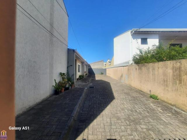 Casa / Sobrado para Locação em Araucária/PR Estação 2 Quartos