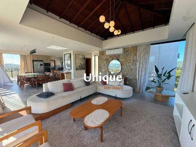 Casa / Sobrado para Locação em Armação dos Búzios/RJ Ferradura 5 Quartos