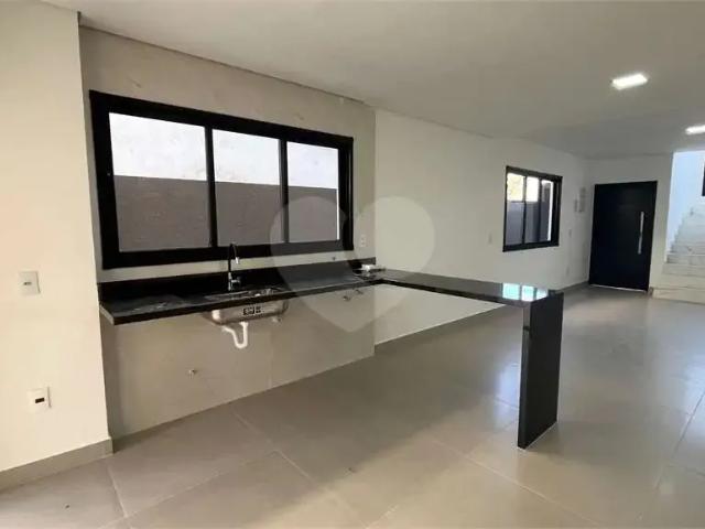 Casa / Sobrado para Locação em Atibaia/SP Nova Gardênia 3 Quartos