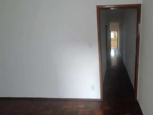 Casa / Sobrado para Locação em Atibaia/SP Centro 4 Quartos