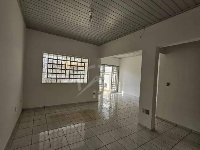 Casa / Sobrado para Locação em Atibaia/SP Centro 1 Quartos